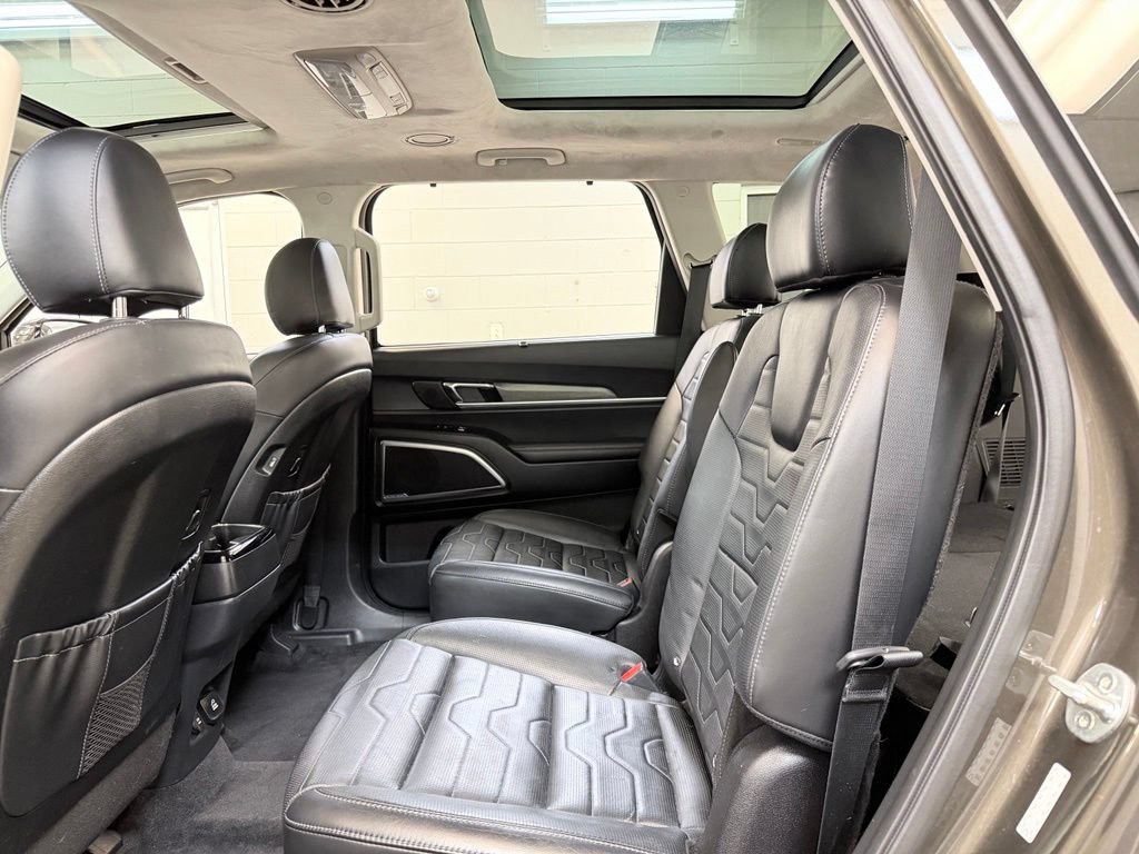 Used 2020 Kia Telluride SX w/ SX Prestige Package AWD/4WD image 22