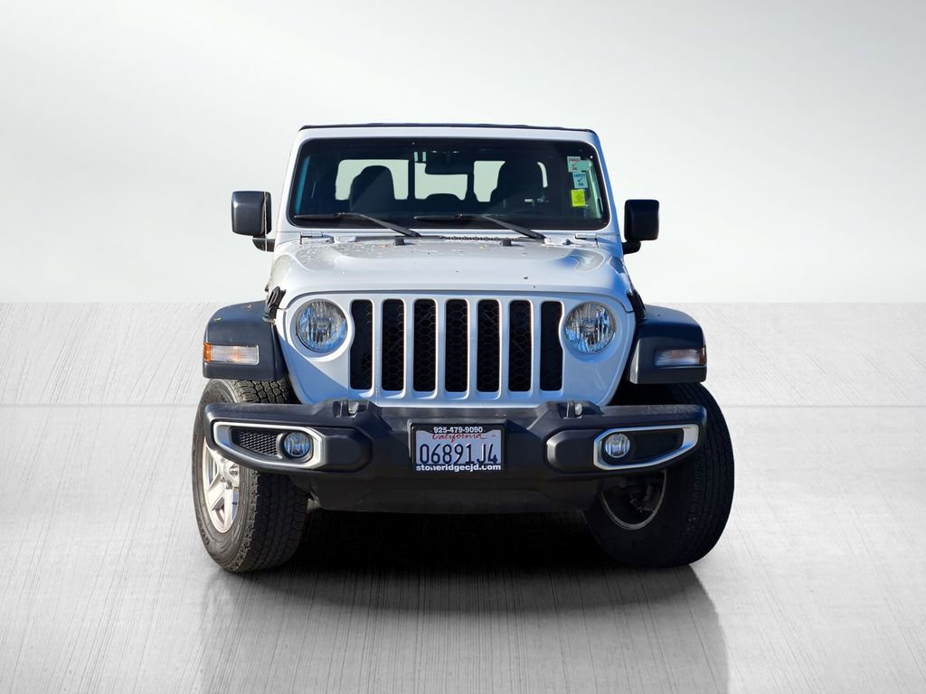 Used 2023 Jeep Gladiator Sport AWD/4WD image 2