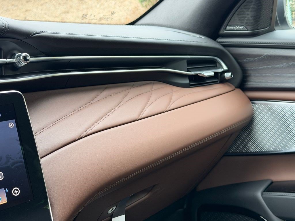 New 2026 Maserati Grecale Modena AWD/4WD image 26