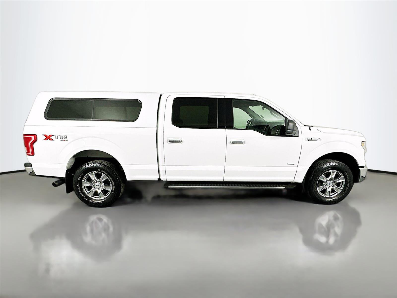 Used 2015 Ford F150 XLT w/ XTR Package image 8