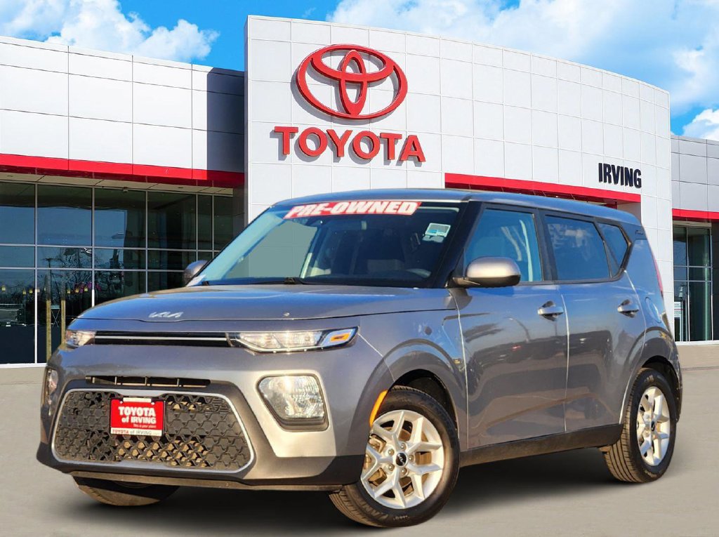 Used 2022 Kia Soul LX w/ Technology Package FWD image 1