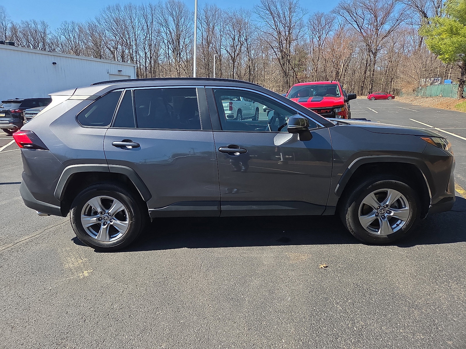 Used 2025 Toyota RAV4 XLE w/ Convenience Package image 2