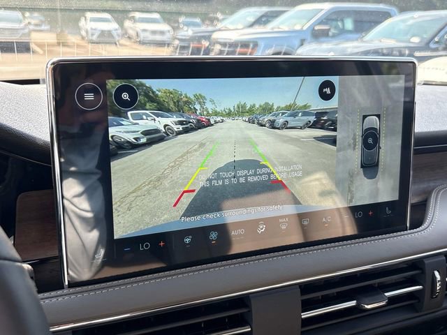 New 2025 Lincoln Corsair Reserve w/ Jet Appearance Package image 28