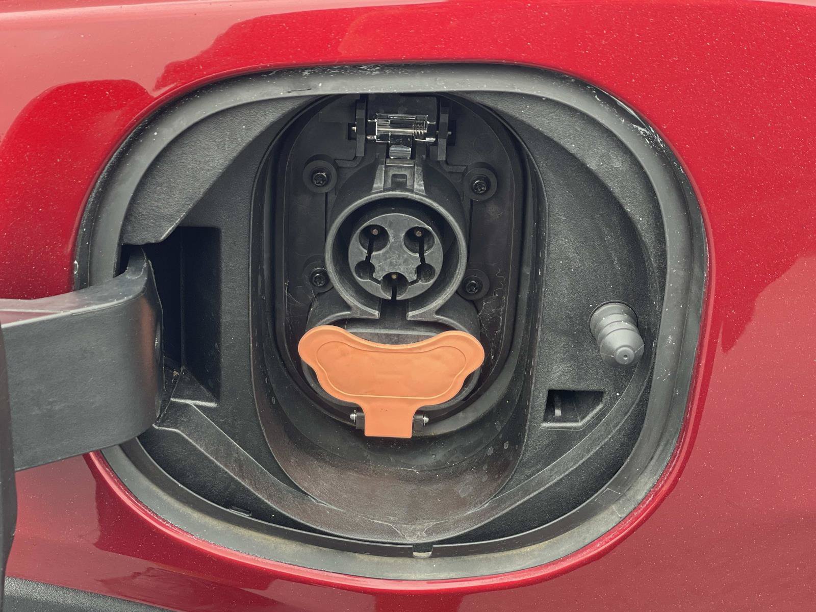 Used 2019 Chevrolet Bolt LT FWD image 29