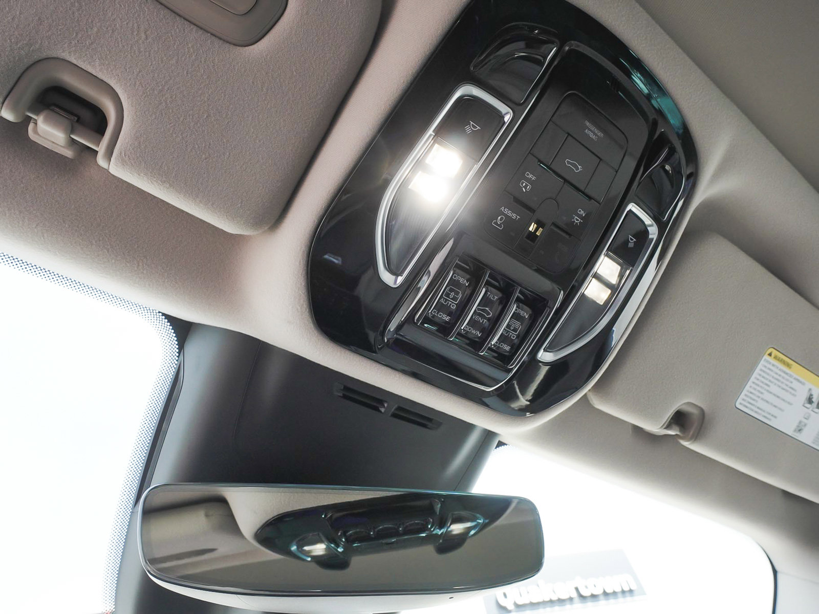 Used 2023 Maserati Grecale GT image 32