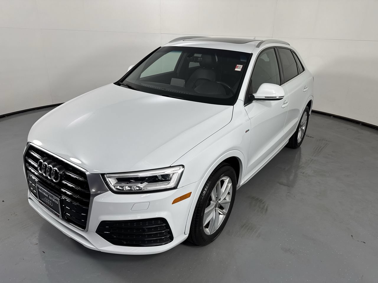 Used 2018 Audi Q3 2.0T Premium Plus AWD/4WD image 31