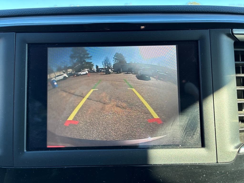 Used 2020 Chrysler Voyager LX w/ Cold Weather Group image 14