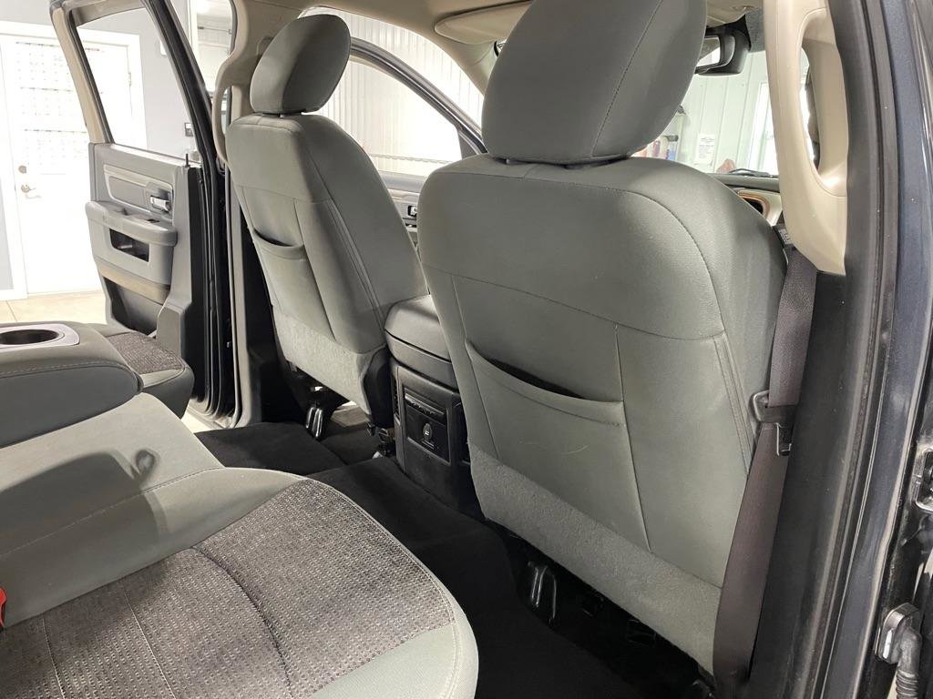 Used 2015 RAM 1500 Classic SLT w/ SLT Plus D￩cor Group image 20
