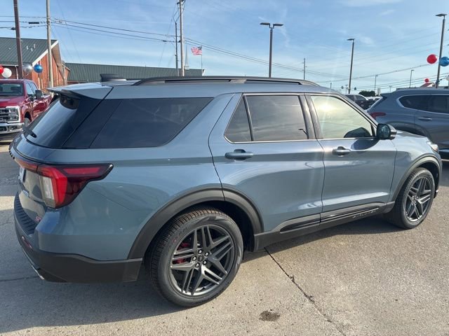 New 2026 Ford Explorer ST w/ Sun And Sound Package image 9