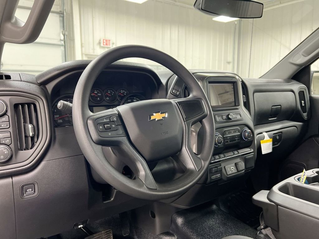 New 2026 Chevrolet Silverado 1500 W/T w/ Trailering Package image 10