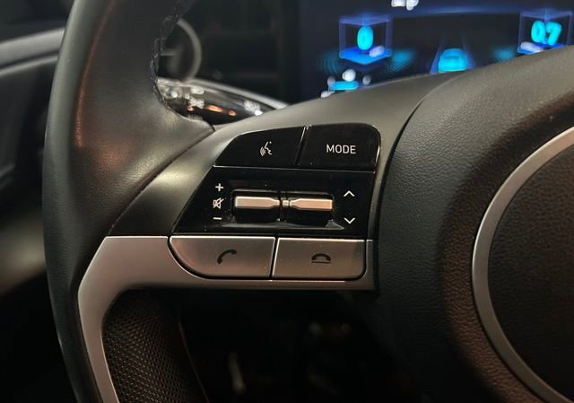 Used 2023 Hyundai Elantra SEL w/ Convenience Package image 30