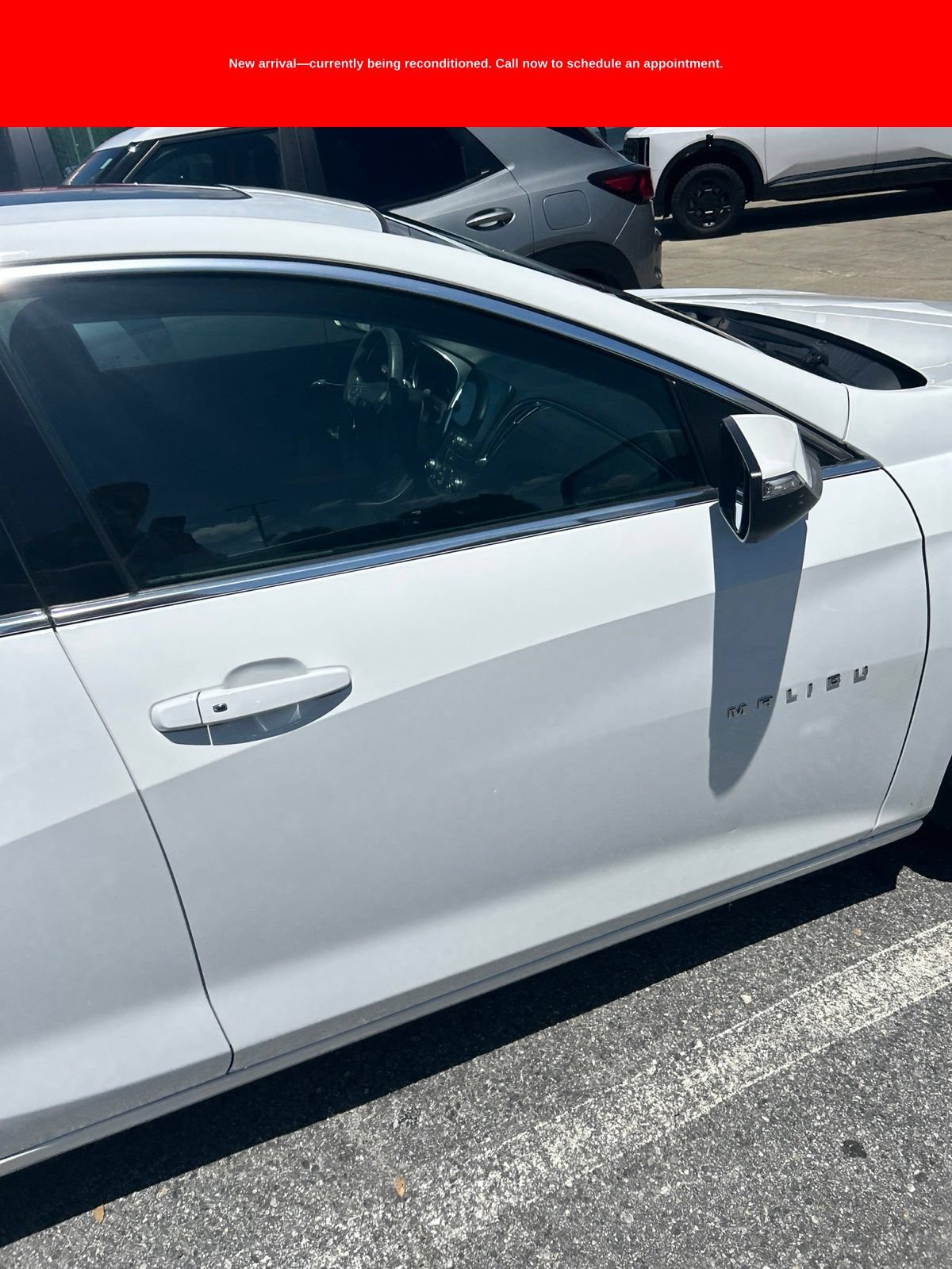 Used 2017 Chevrolet Malibu LT w/ Leather Package FWD image 16