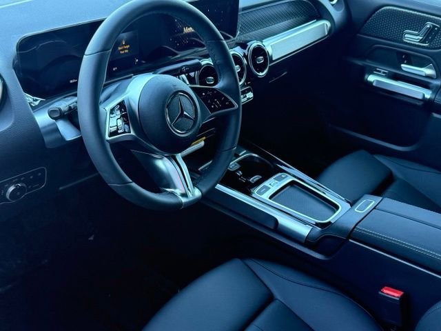 New 2026 Mercedes-Benz GLB 250 4MATIC image 9