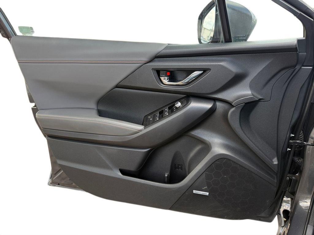 Used 2024 Subaru Crosstrek 2.5i Limited image 17