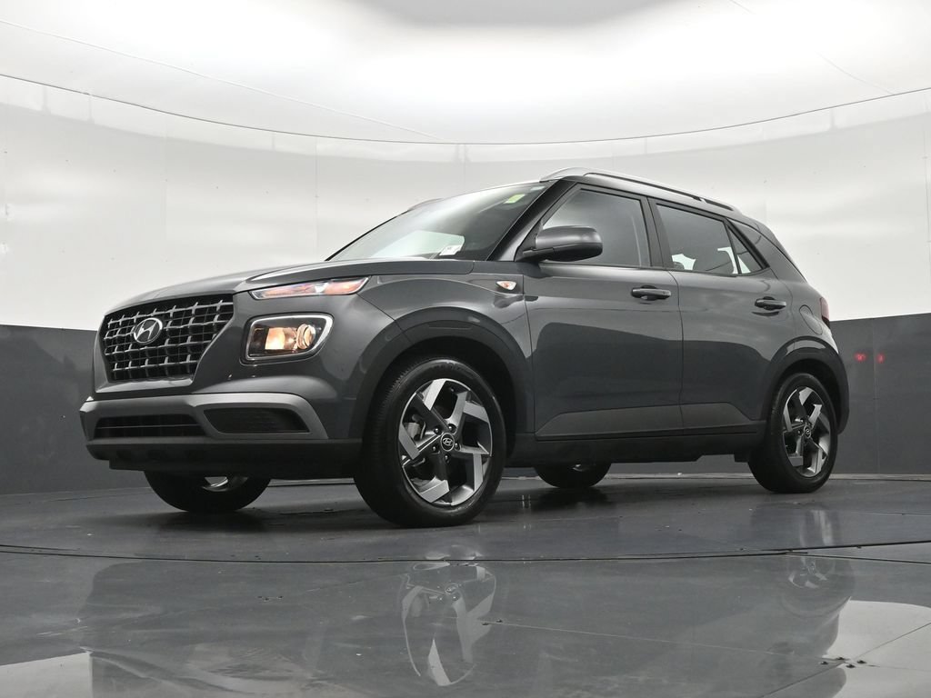 Used 2024 Hyundai Venue SEL FWD image 23