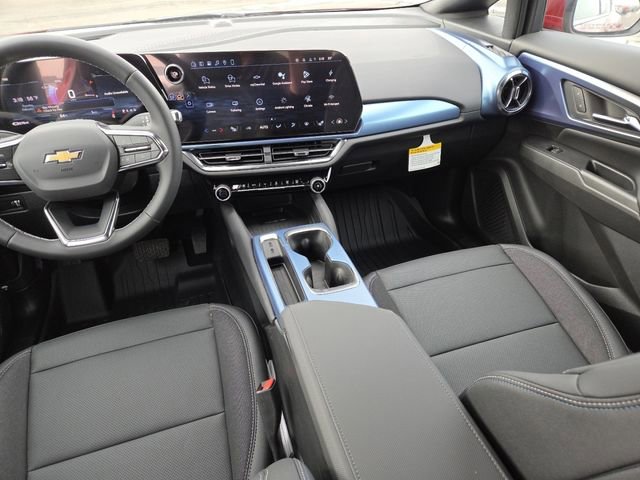 New 2026 Chevrolet Equinox EV LT FWD image 30