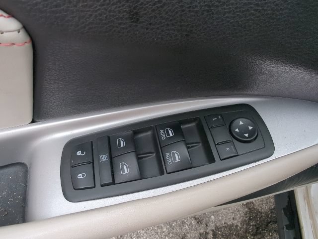 Used 2013 Dodge Journey Crew w/ Flexible Seating Group AWD/4WD image 13