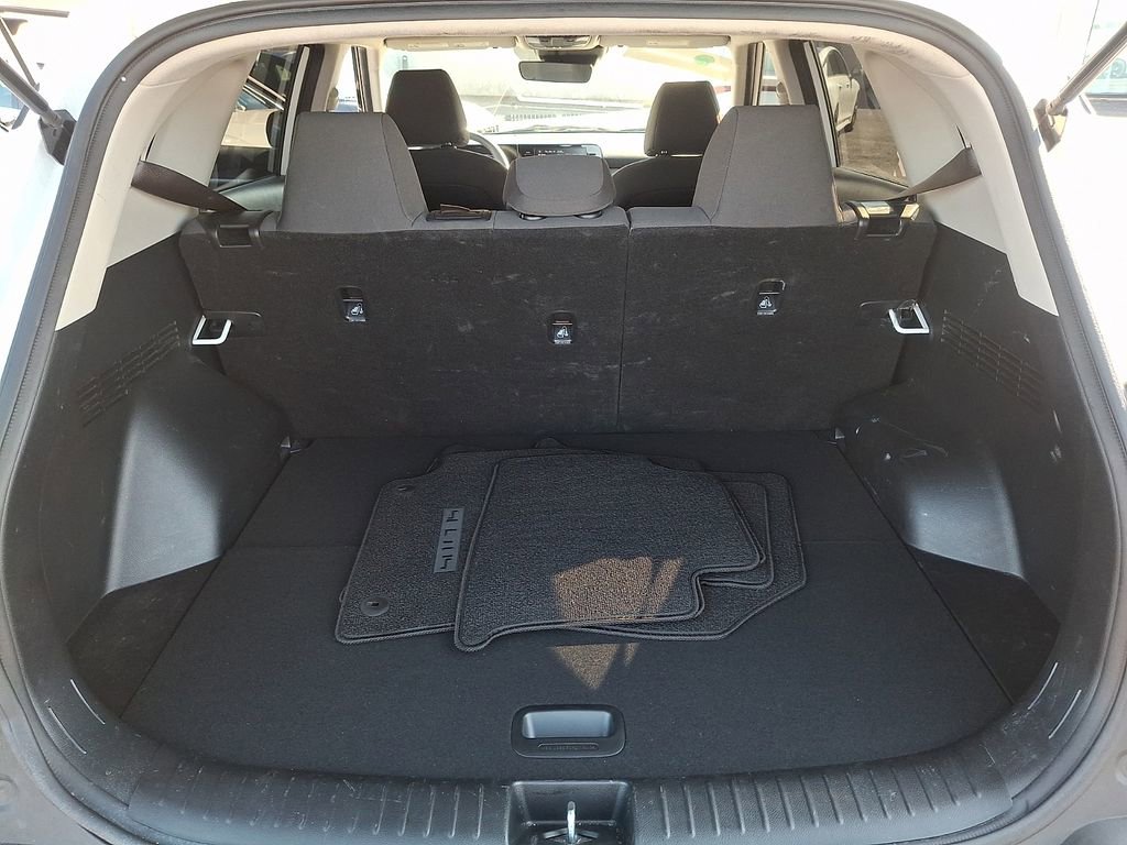 Certified 2025 Kia Seltos LX AWD/4WD image 28