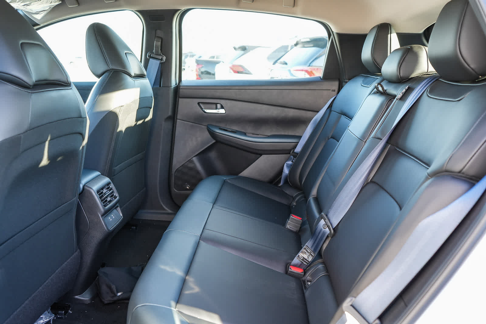 Used 2026 Nissan Leaf SV+ w/ Floor Mat Package (SV+) FWD image 20