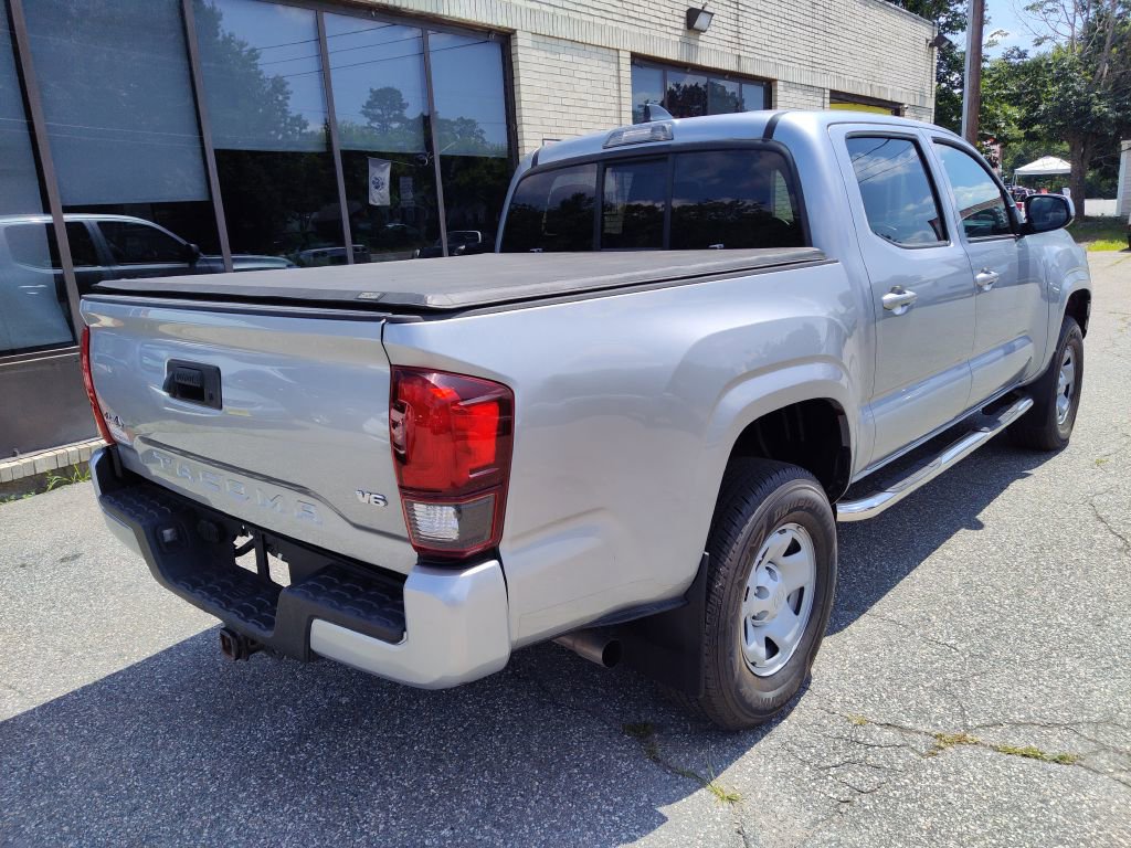 Used 2022 Toyota Tacoma SR image 8