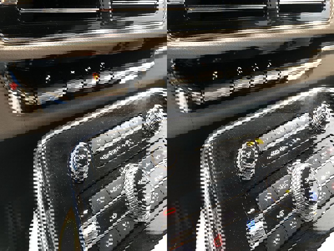 Used 2024 Lincoln Navigator Reserve image 17