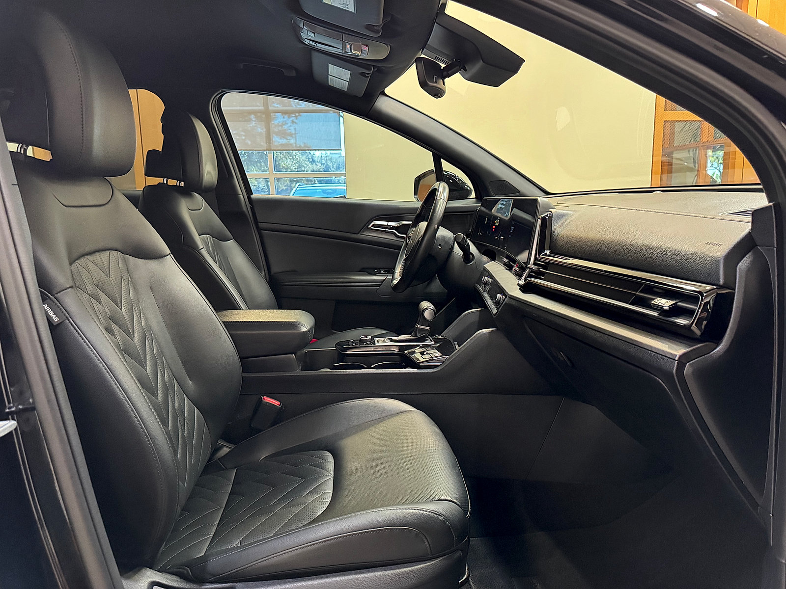 Used 2023 Kia Sportage X-Line AWD/4WD image 9