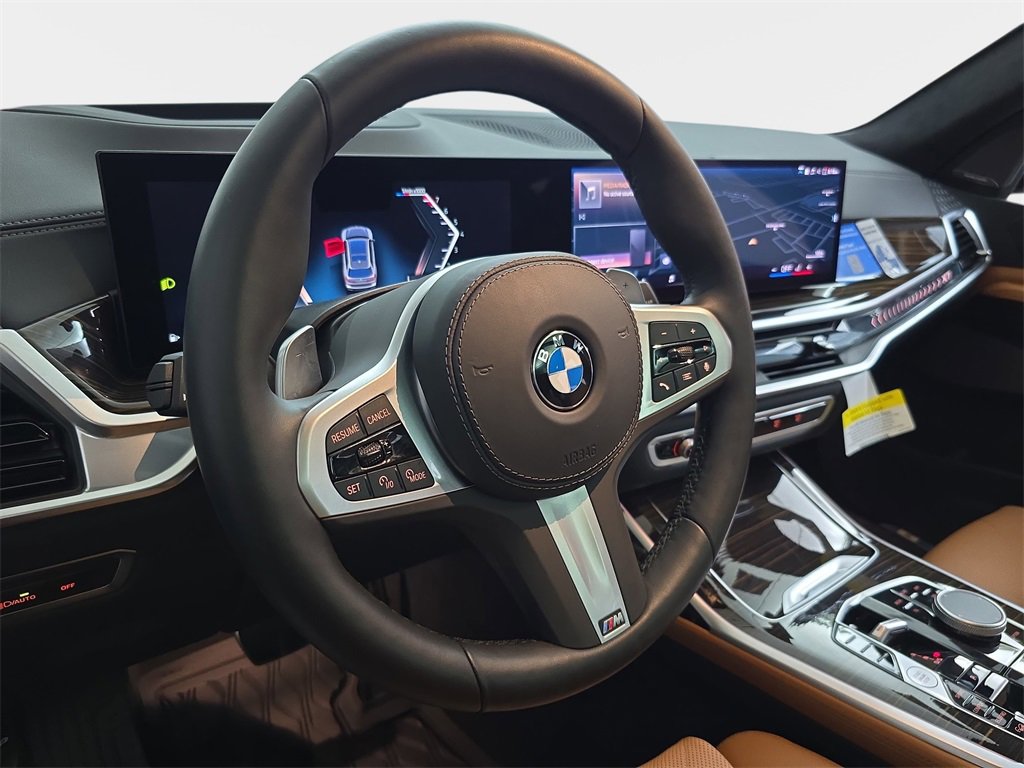 Used 2025 BMW X7 xDrive40i w/ M Sport Package image 19