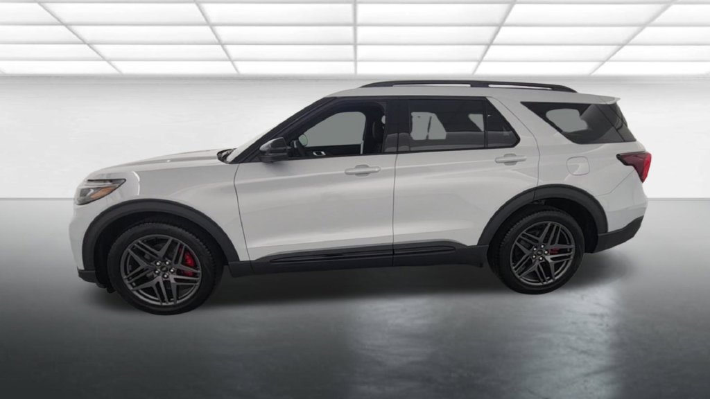 New 2026 Ford Explorer ST w/ Sun And Sound Package AWD/4WD image 3