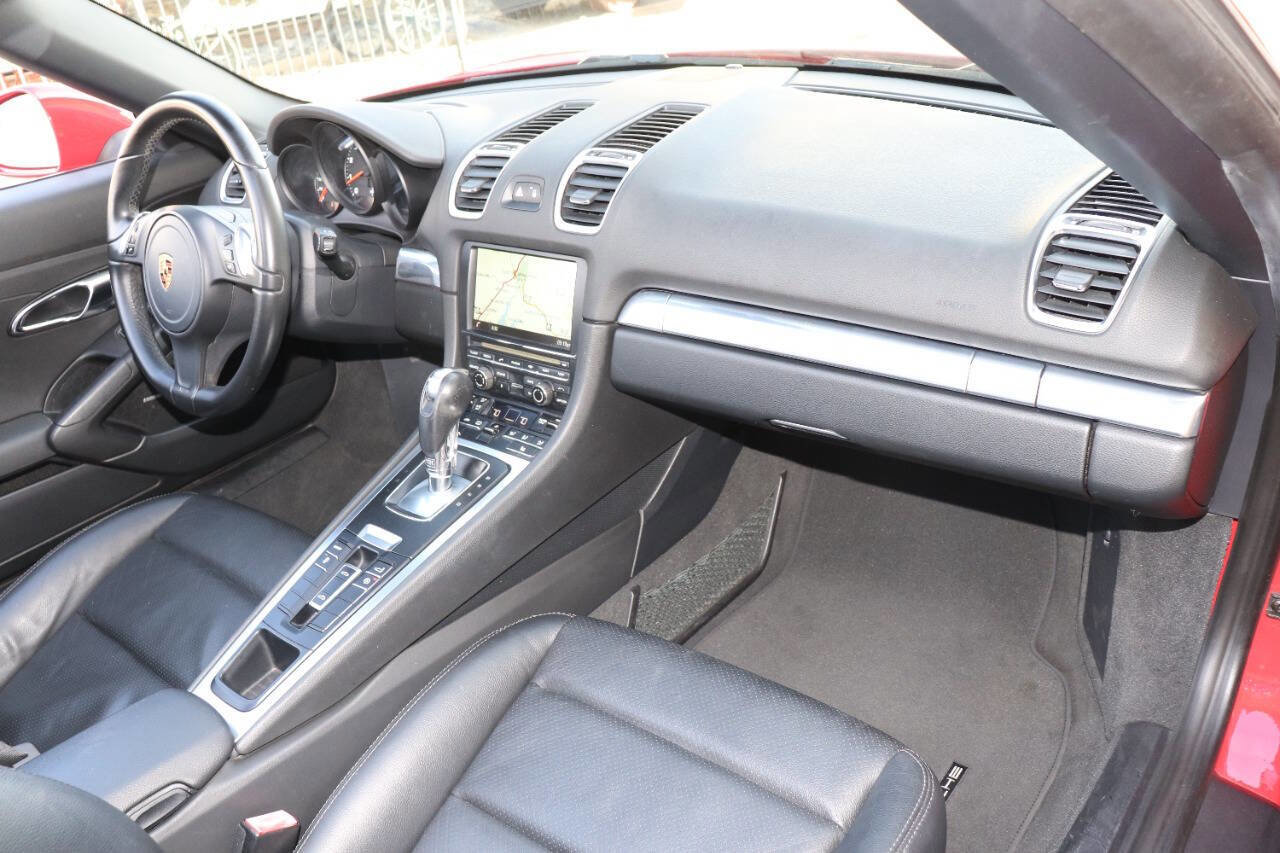 Used 2016 Porsche Boxster image 37