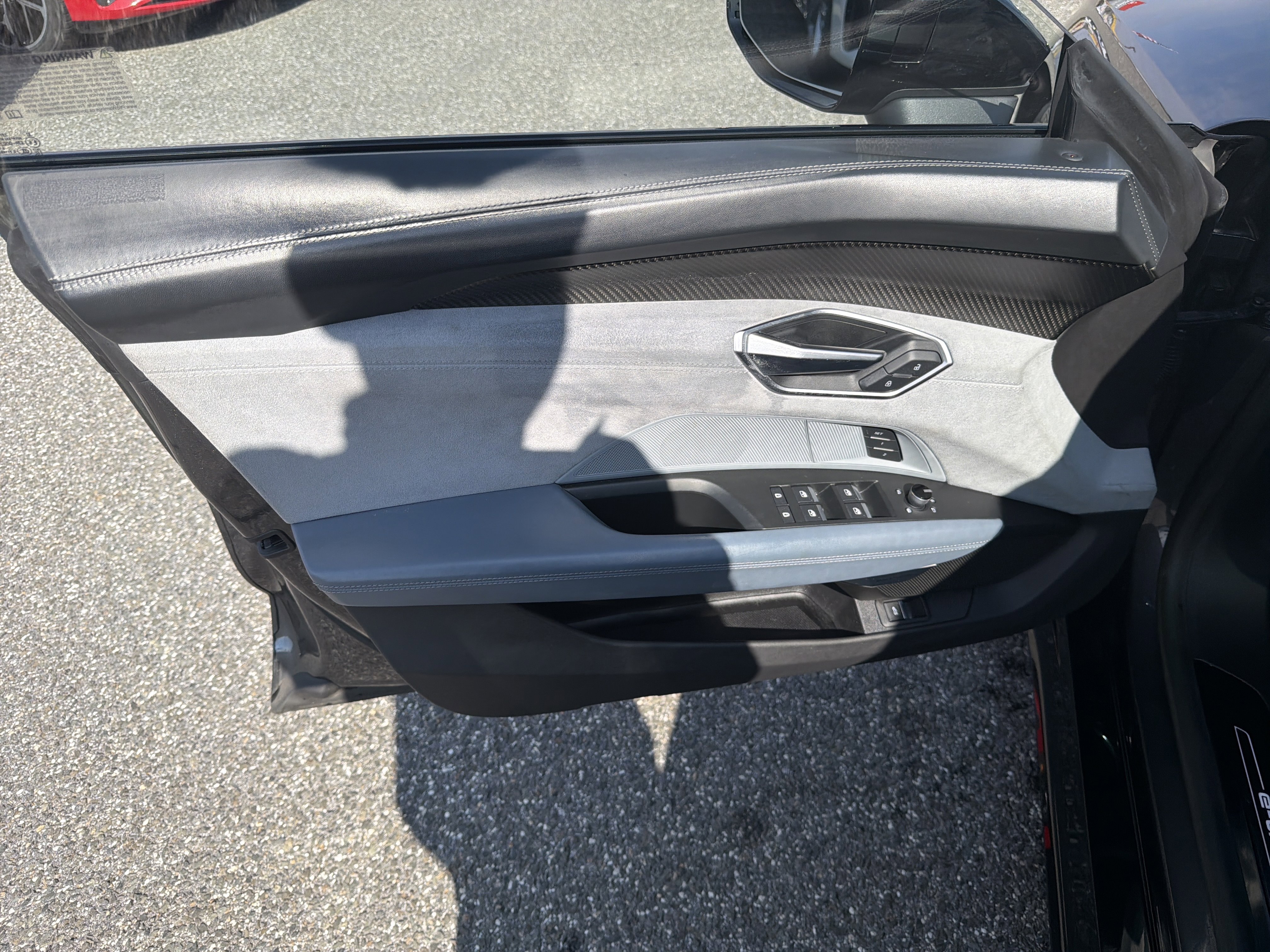 Certified 2022 Audi e-tron GT Prestige image 5