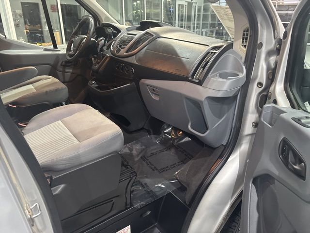 Used 2018 Ford Transit 150 XLT RWD image 29