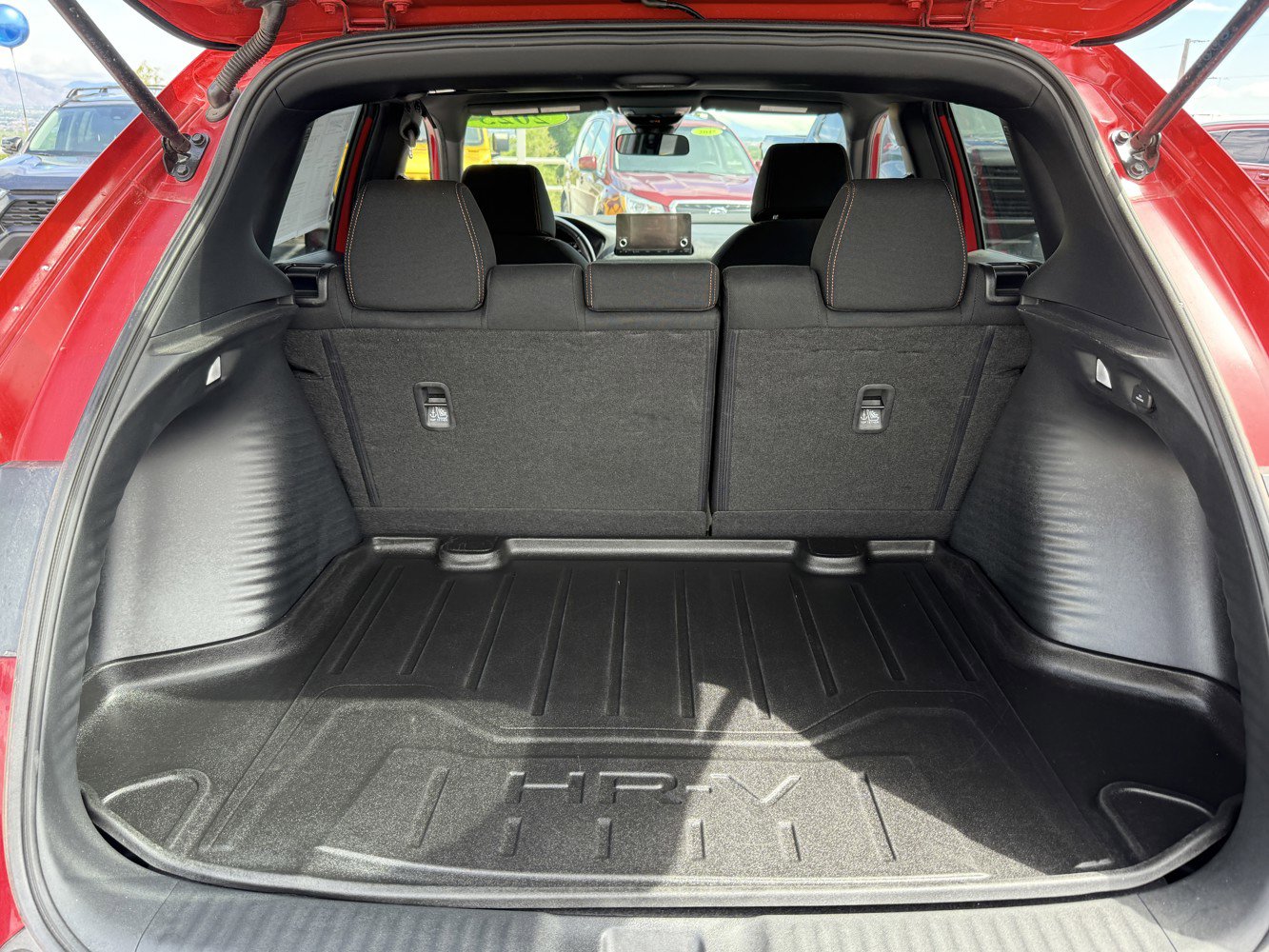 Certified 2025 Honda HR-V Sport image 24