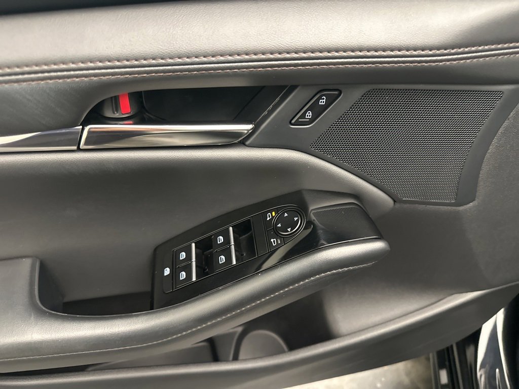 Used 2024 MAZDA MAZDA3 s image 26