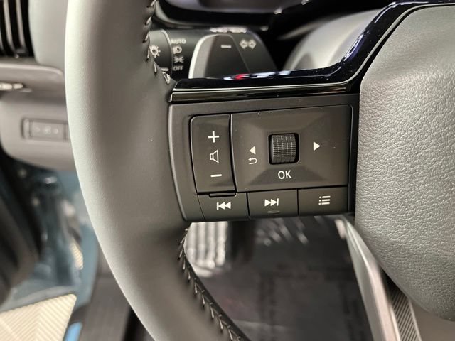 New 2026 Nissan Pathfinder Platinum FWD image 23