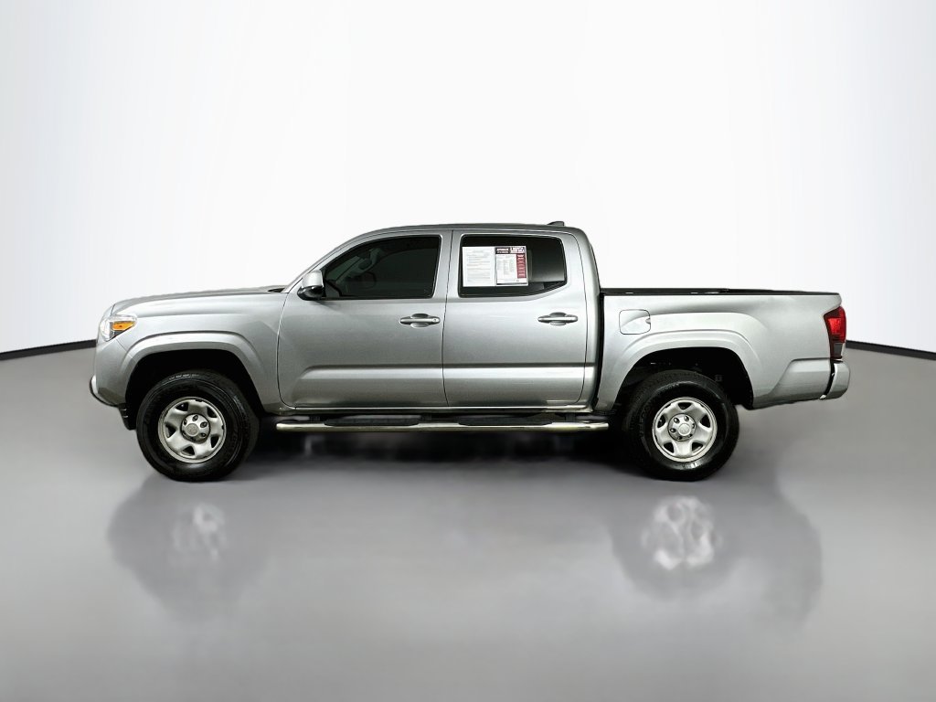 Used 2023 Toyota Tacoma SR AWD/4WD image 5