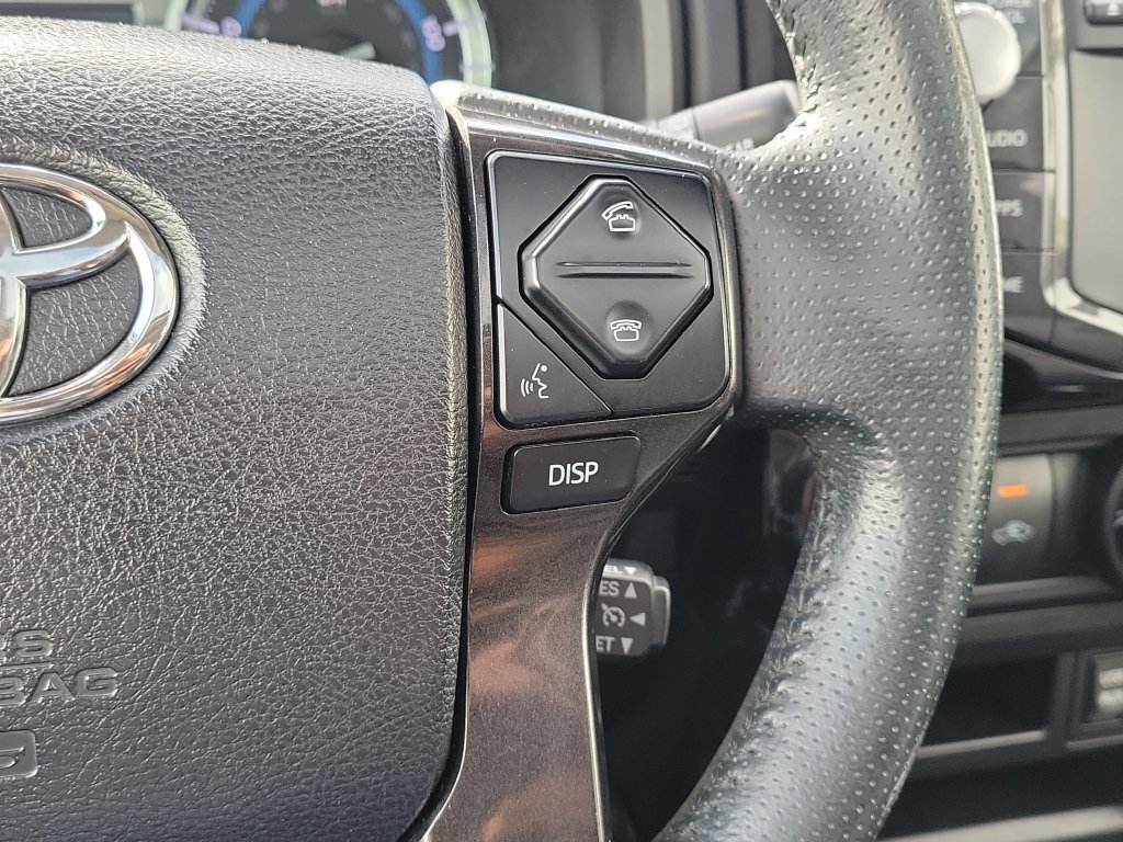 Used 2018 Toyota 4Runner TRD Off-Road Premium w/ TRD Performance Package AWD/4WD image 10