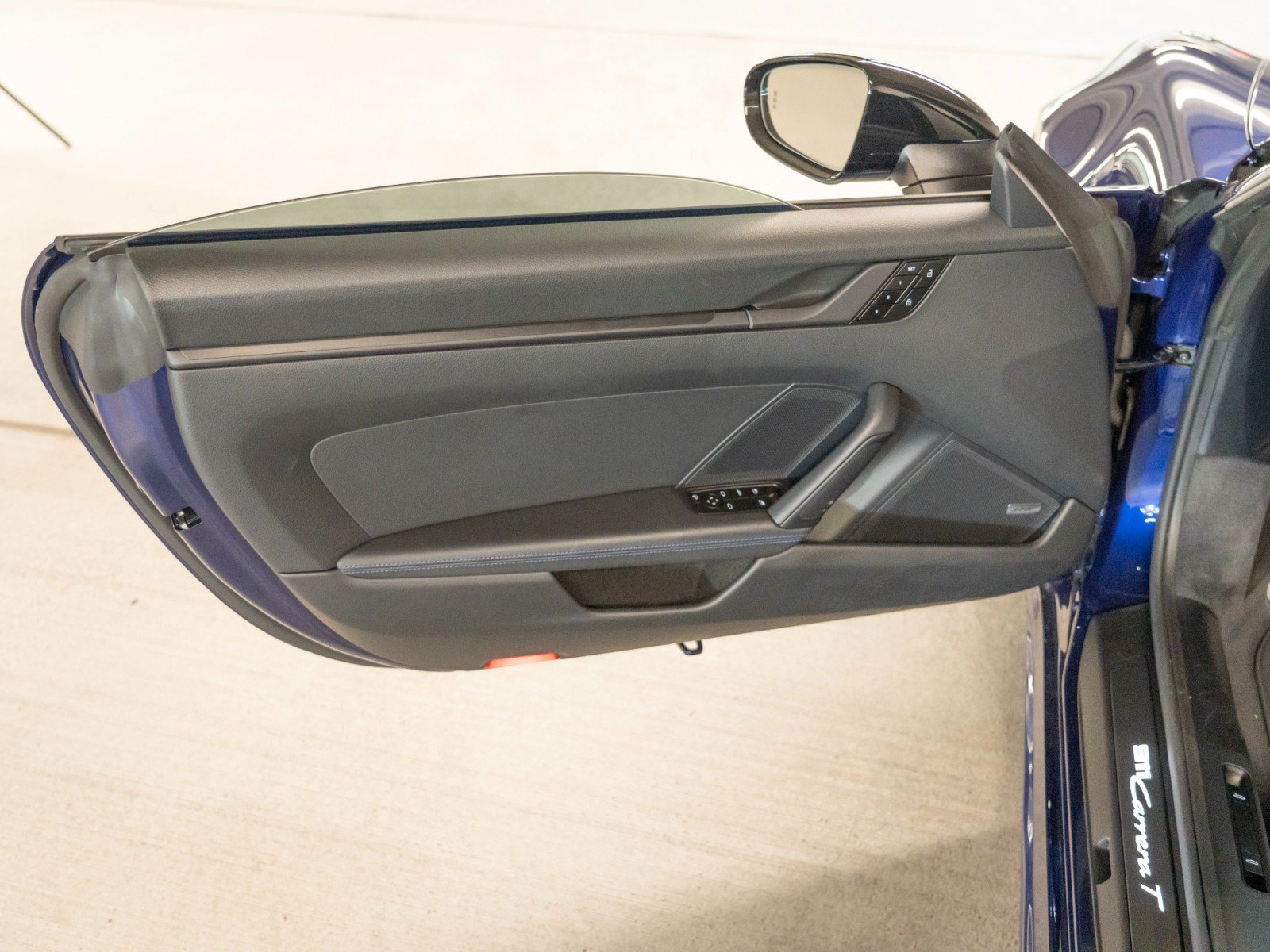 Certified 2026 Porsche 911 Carrera T RWD image 16