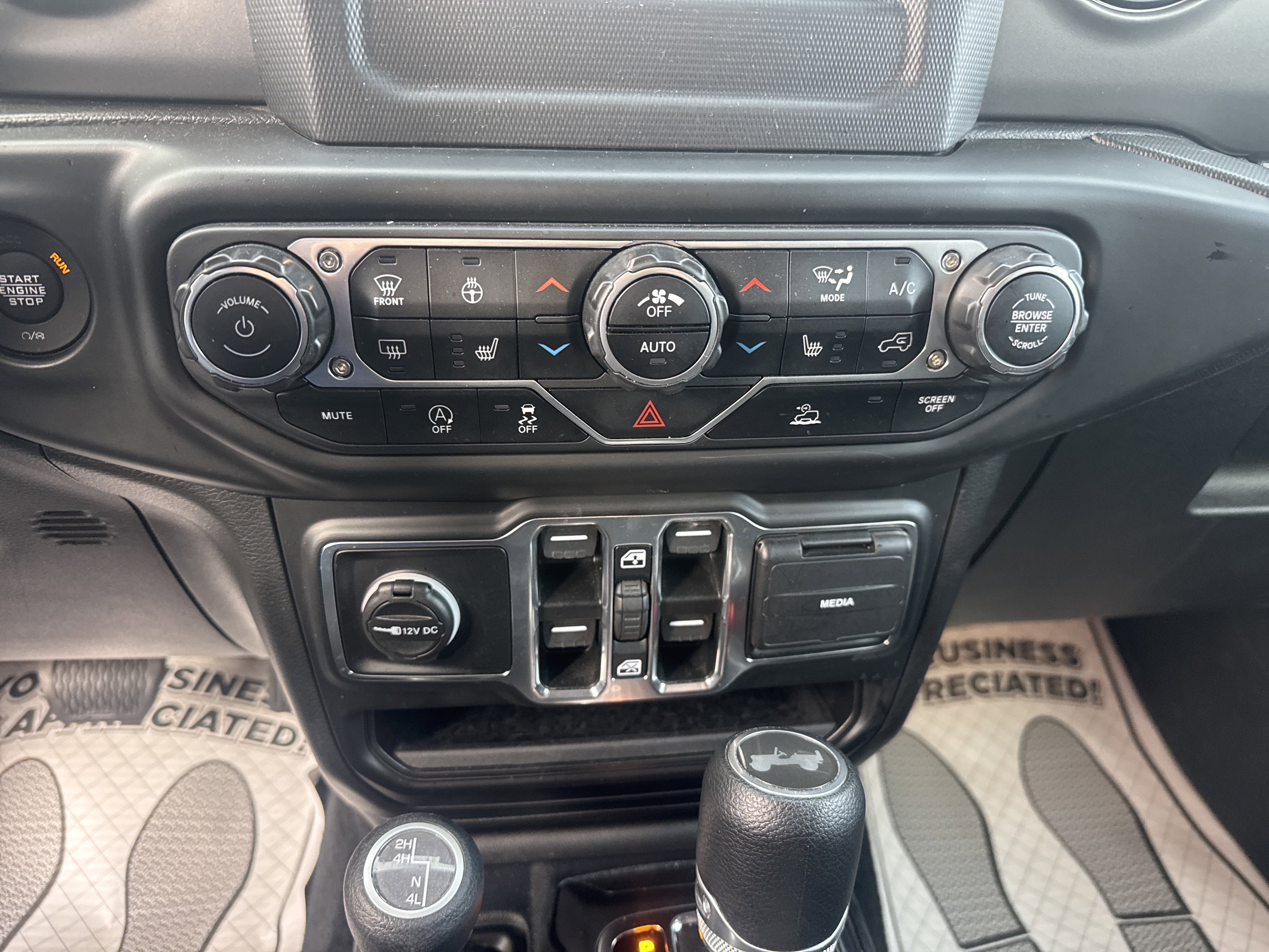 Used 2021 Jeep Wrangler Unlimited Sport image 25