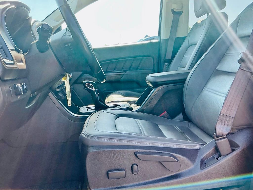 Used 2022 GMC Canyon Denali AWD/4WD image 19