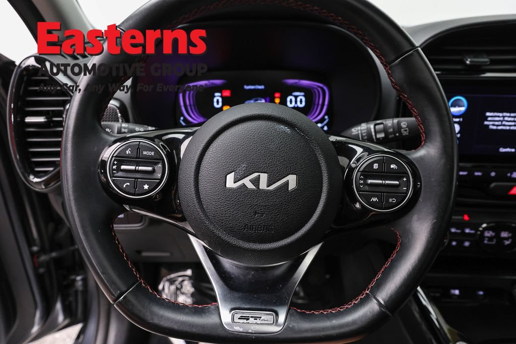 Used 2023 Kia Soul GT-Line FWD image 11