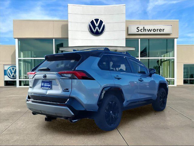 Used 2022 Toyota RAV4 XSE image 3