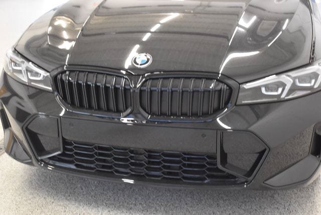 New 2026 BMW 330i xDrive Sedan w/ M Sport Package AWD/4WD image 14
