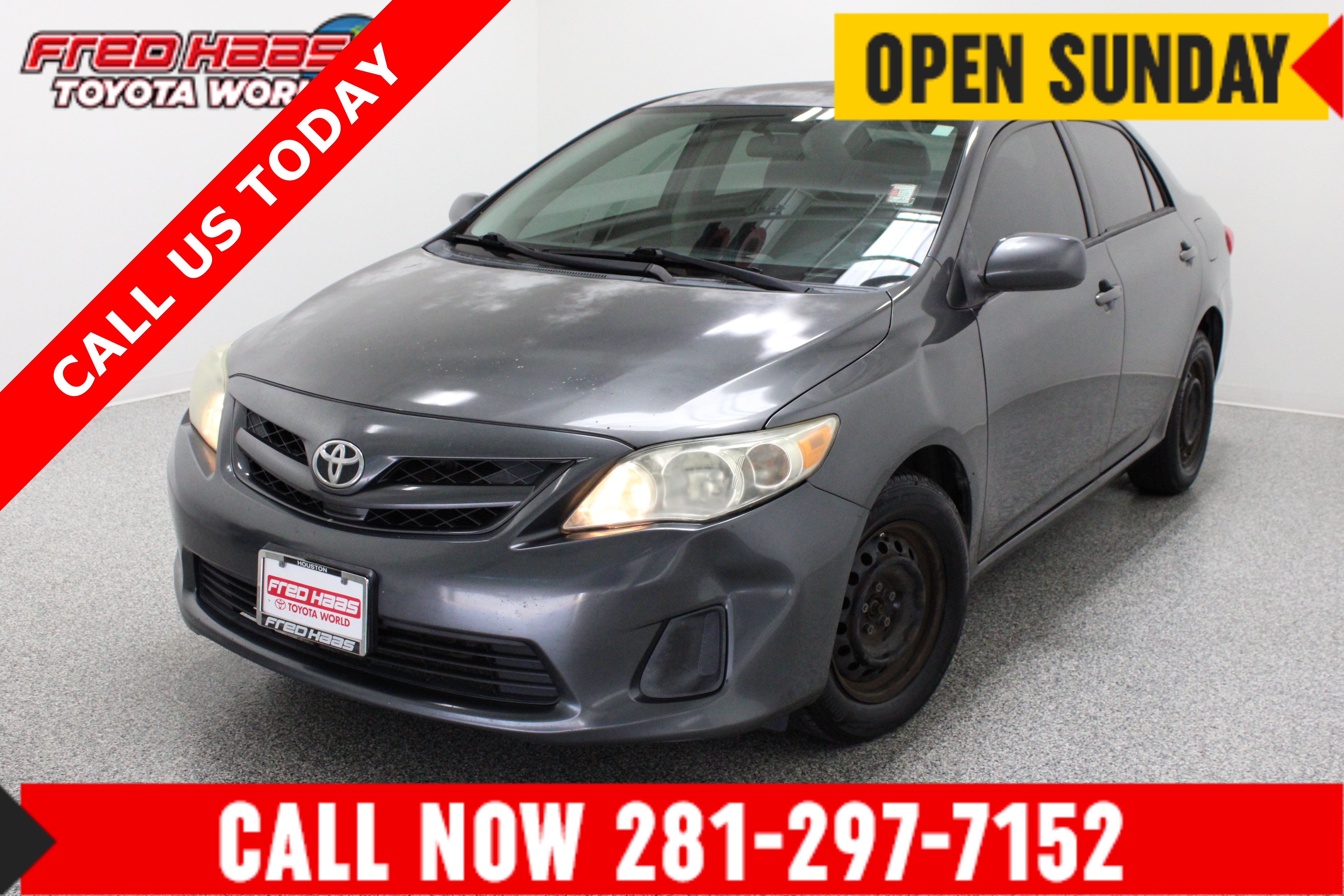 Used 2011 Toyota Corolla LE FWD image 1