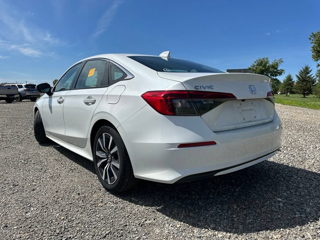Used 2024 Honda Civic EX image 9