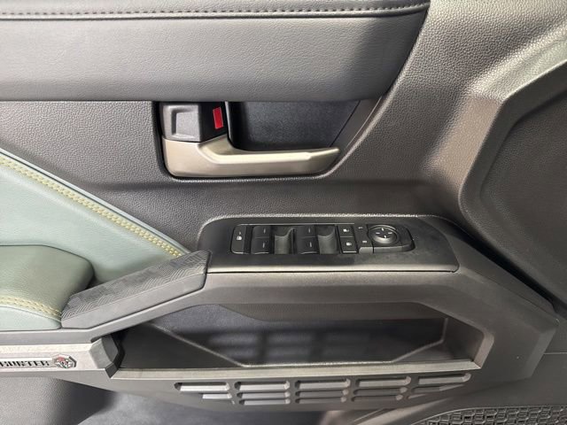 Used 2025 Toyota Tacoma Trailhunter image 26