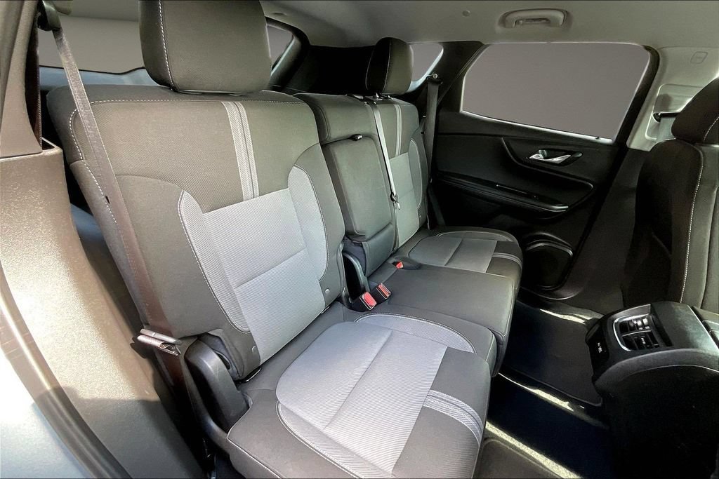 Used 2025 Chevrolet Blazer LT AWD/4WD image 27