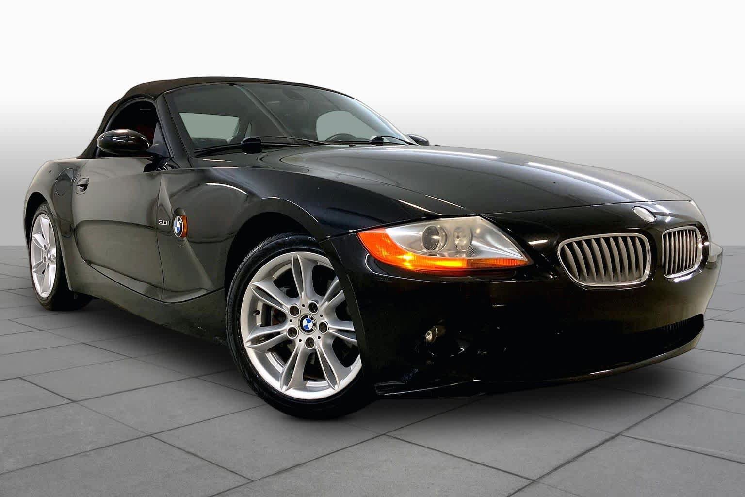 Used 2004 BMW Z4 3.0i RWD image 2