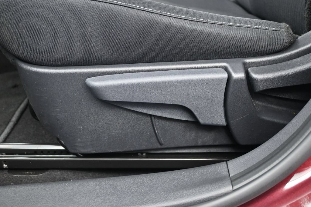 Used 2024 Nissan Sentra SV FWD image 11