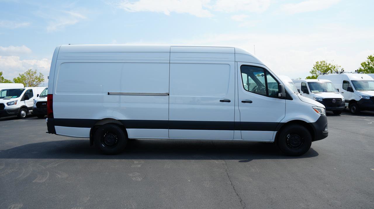 New 2025 Mercedes-Benz Sprinter 2500 image 5