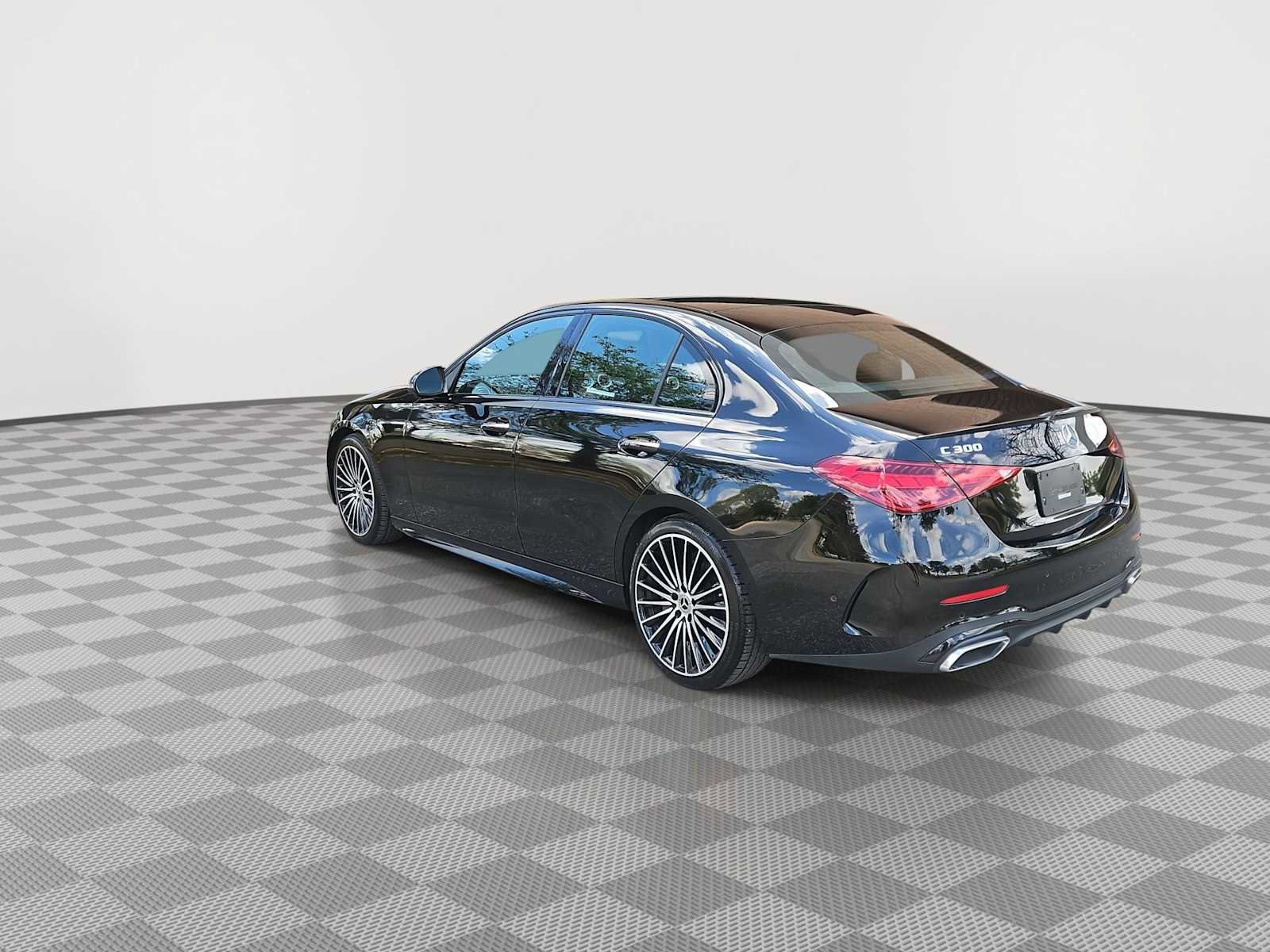 Used 2023 Mercedes-Benz C 300 Sedan image 6